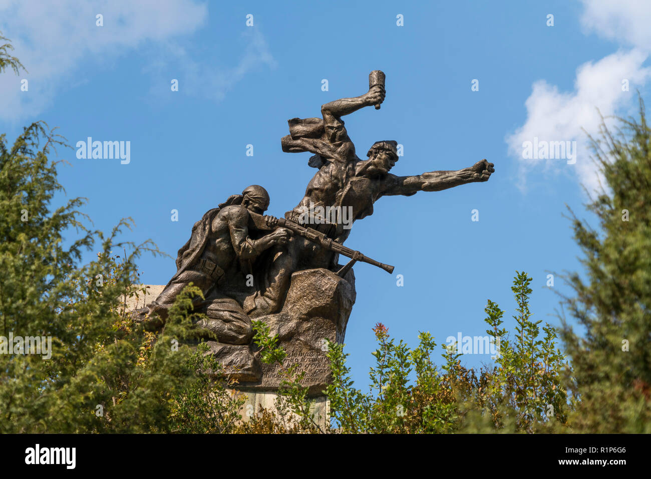 Partisanen Denkmal in Borova, Albanien, Europa | Partizan monument in Borova, Albania, Europe Stock Photo