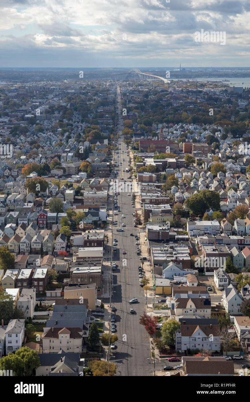 Avenues streets hires stock photography and images Alamy