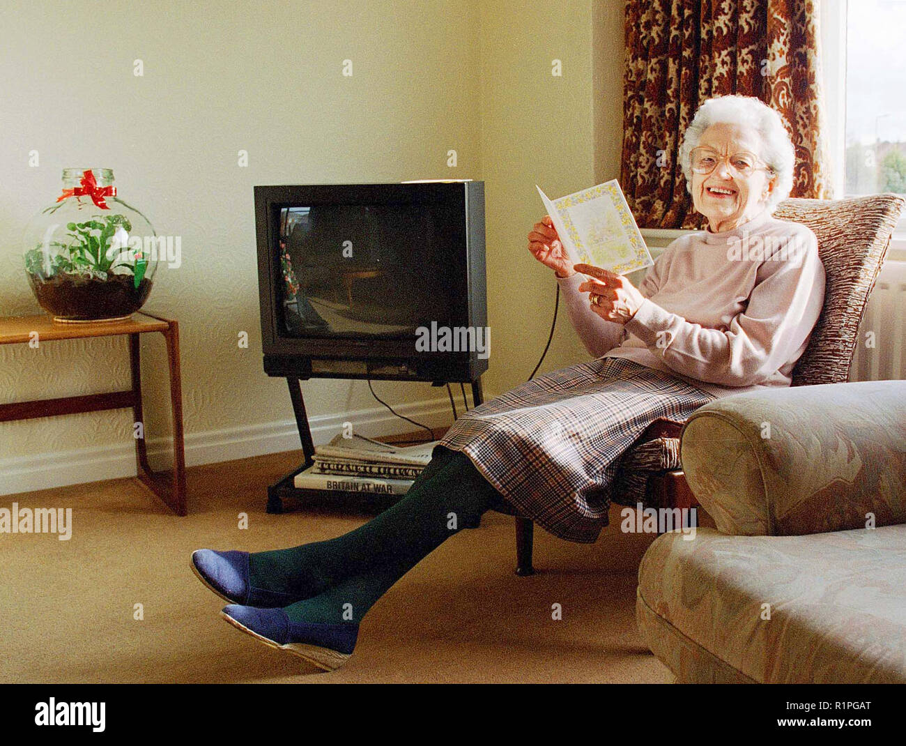 1980s woman alone hi-res stock photography and images - Alamy