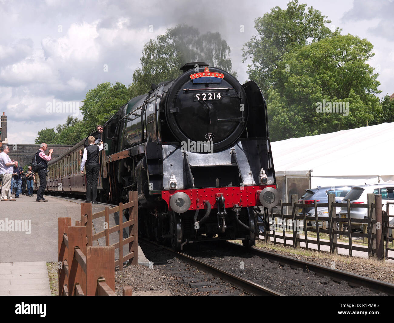 BR standard class 9f number 92214 at Rothley station on the GCR Stock Photo