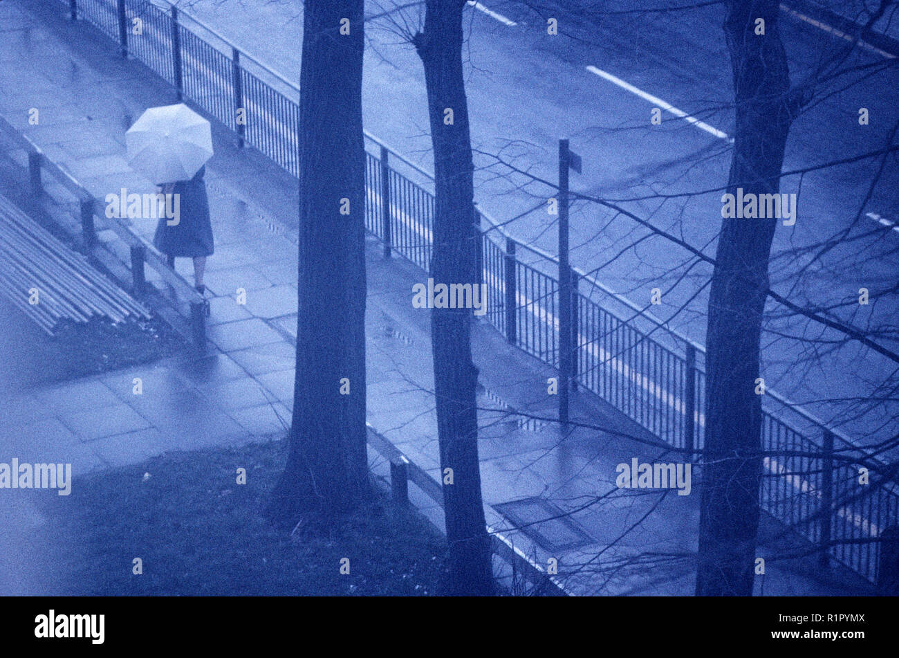 Weather 1980s hi-res stock photography and images - Alamy