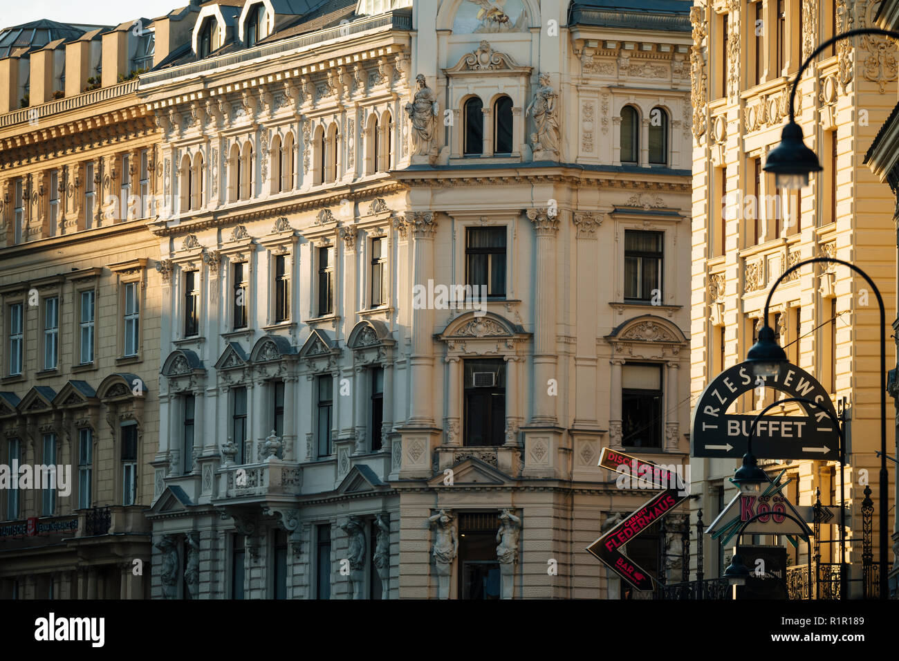 Long lens view of buildings, Graben Street, Vienna, Austria Stock Photo