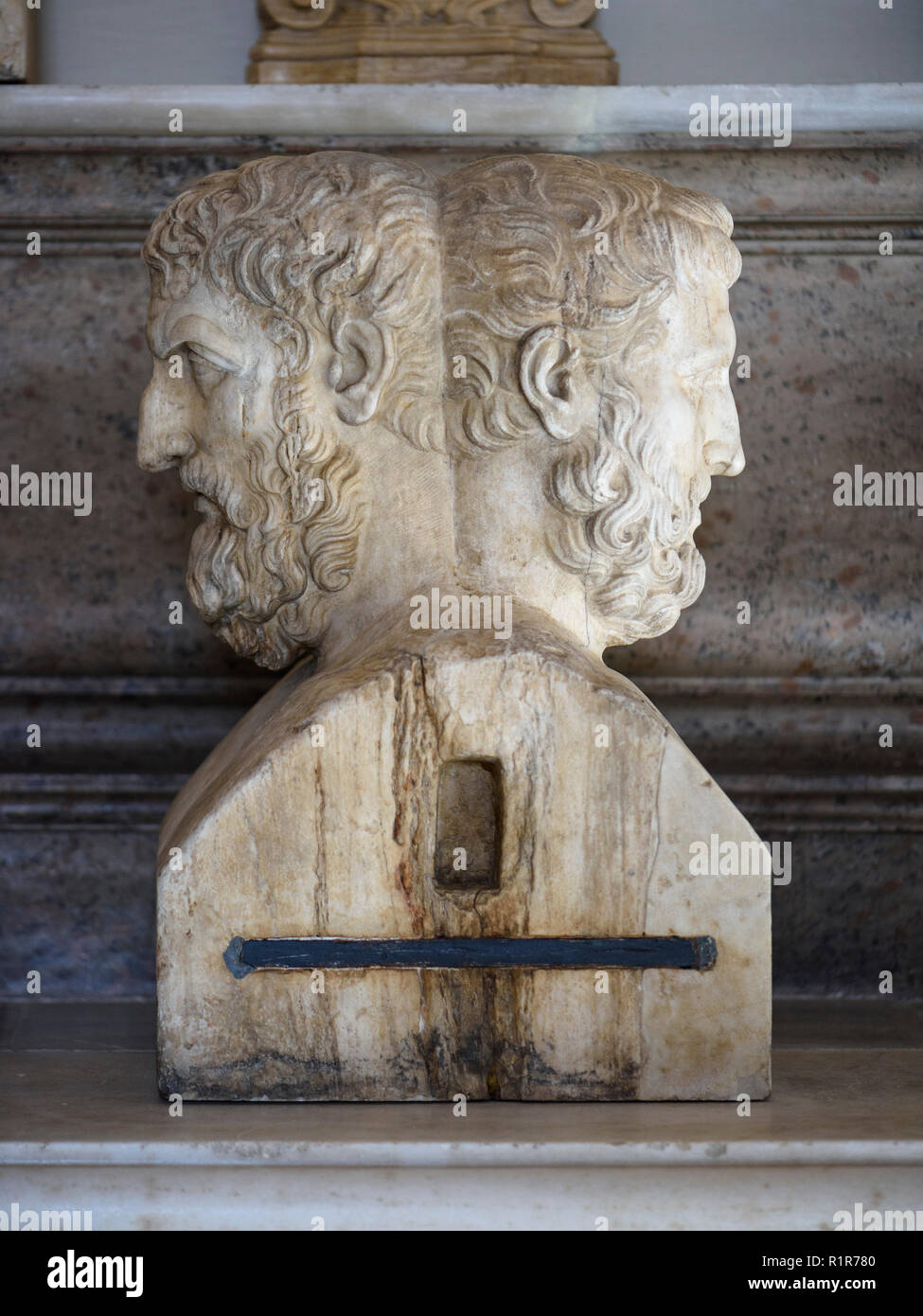 Rome. Italy. Double herm of Epicurus (left) and Metrodorus (right) in the Hall of the Philosophers, Capitoline Museums. Musei Capitolini.  Double herm Stock Photo