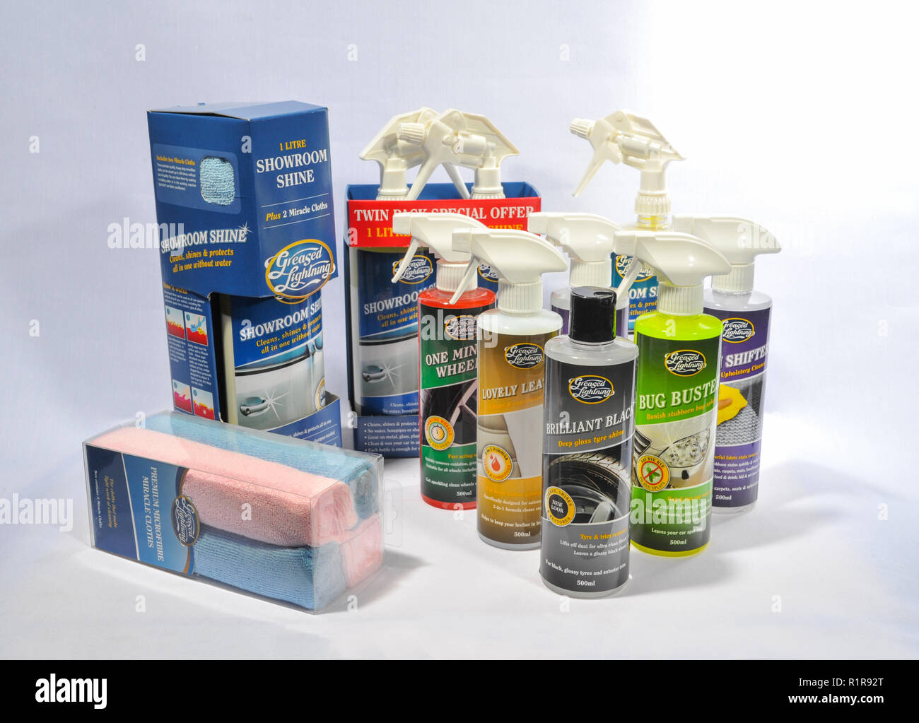 White car polish hires stock photography and images Alamy