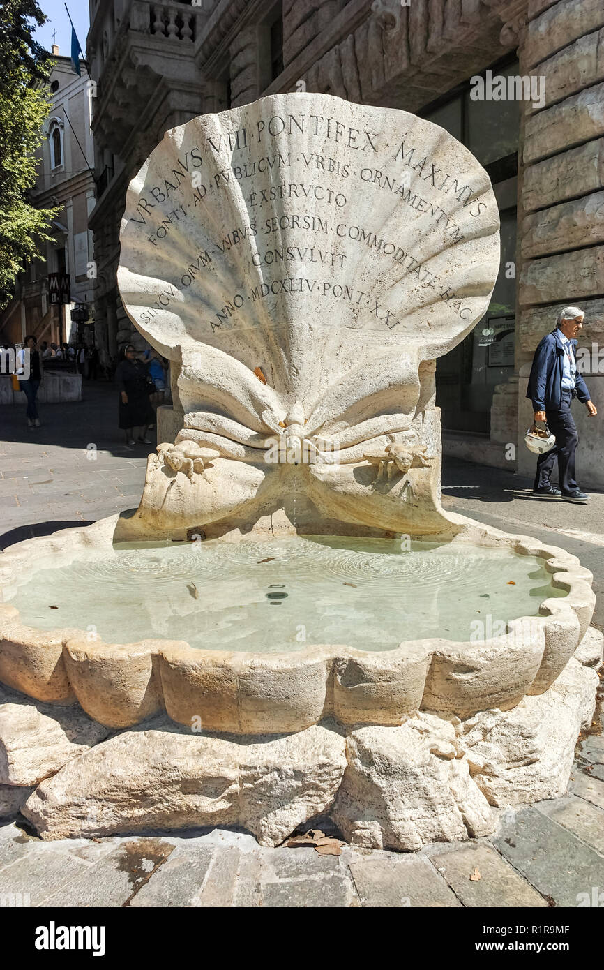 Fontana delle api rome hires stock photography and images Alamy