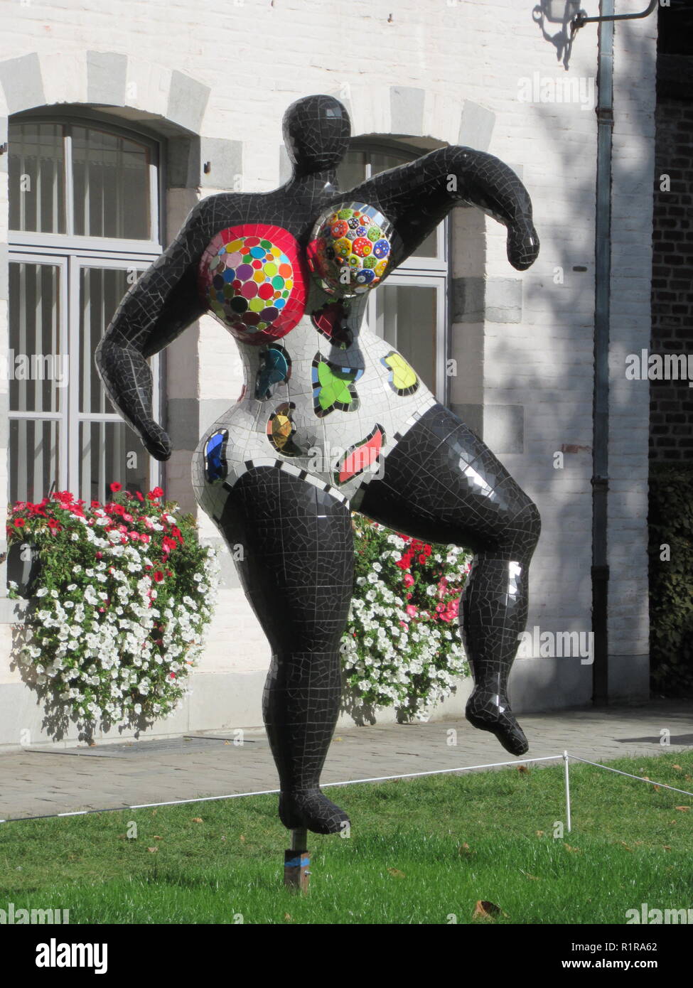 Mons, Belgium. 07th Dec, 2018. A sculpture by Niki de Saint Phalle in the  Jardin du Mayeur. Mons was European Capital of Culture in 2015. A title  that has a lasting effect.