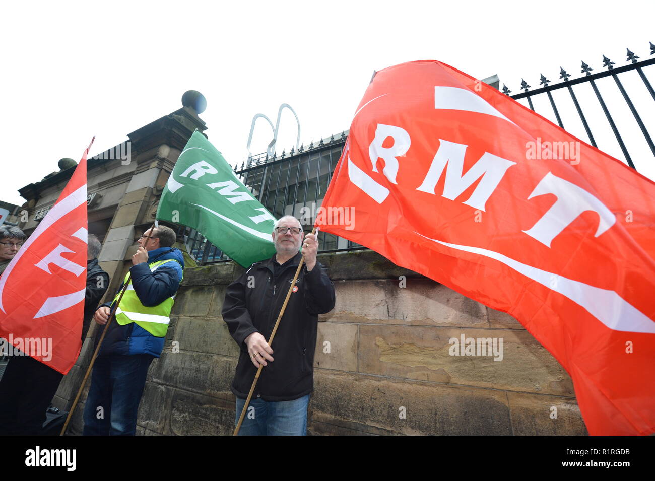 Edinburgh, UK. 14th Nov, 2018. RMT Union (National Union of Rail, Maritime and Transport Workers) members protests Ahead of a Holyrood vote calling for the ScotRail break clause to be exercised, Scottish Labour leader Richard Leonard and Transport spokesperson Colin Smyth campaign at Waverley station. Credit: Colin Fisher/Alamy Live News Stock Photo