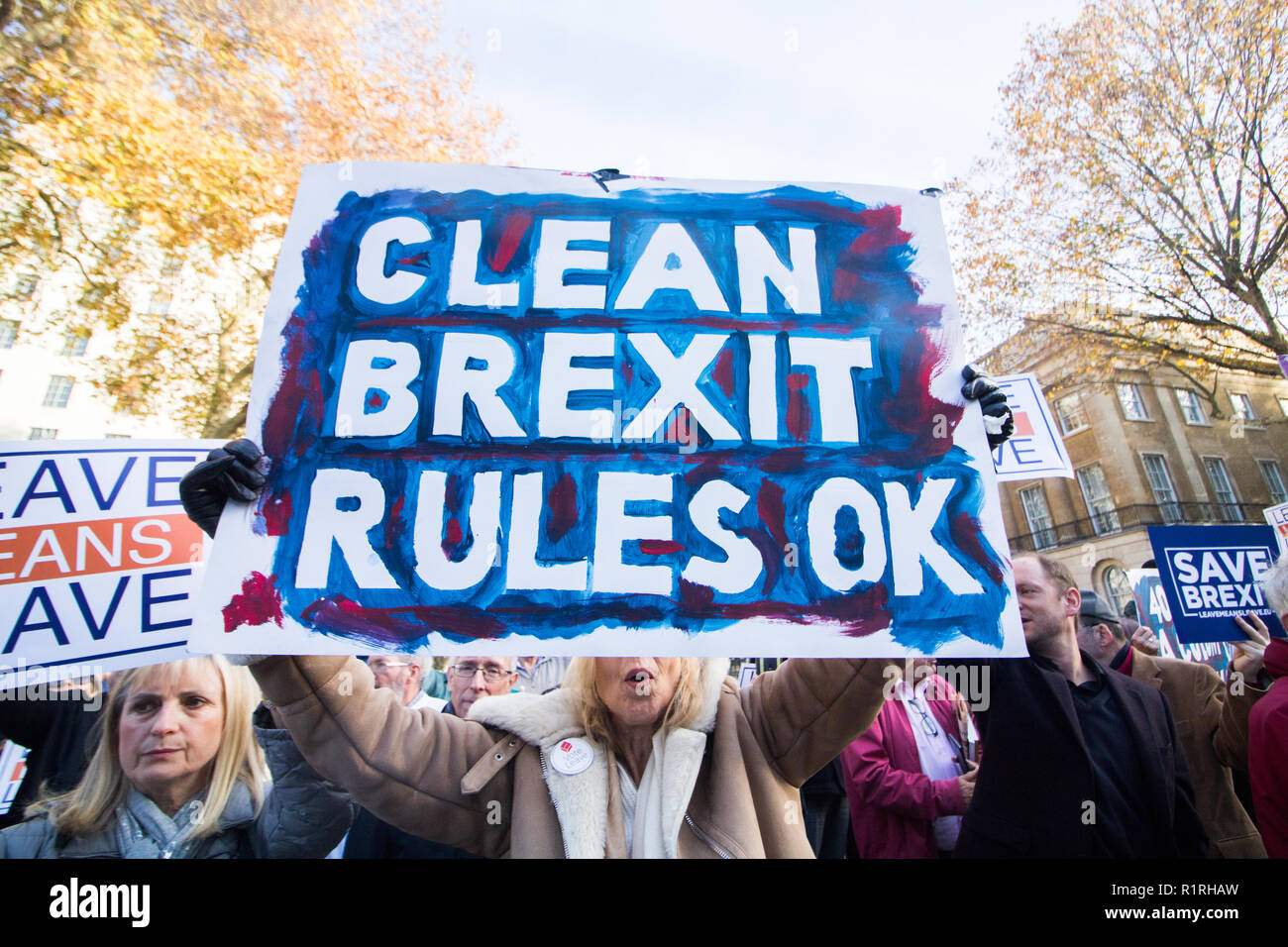 London Uk 14th November 2018 Pro Brexit From Leave Means Leave
