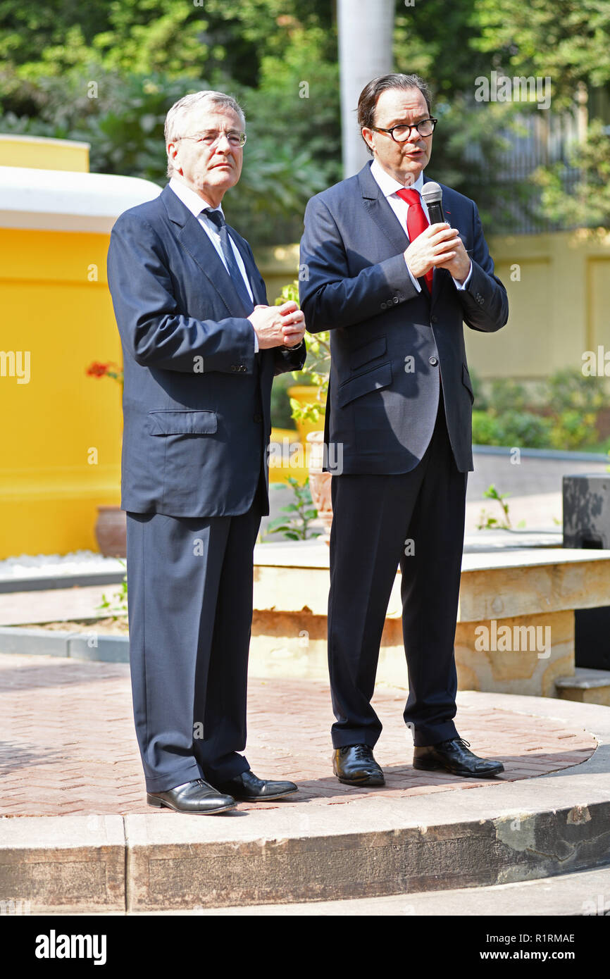The German Ambassador in Cairo, Julius Luy (left) and the French