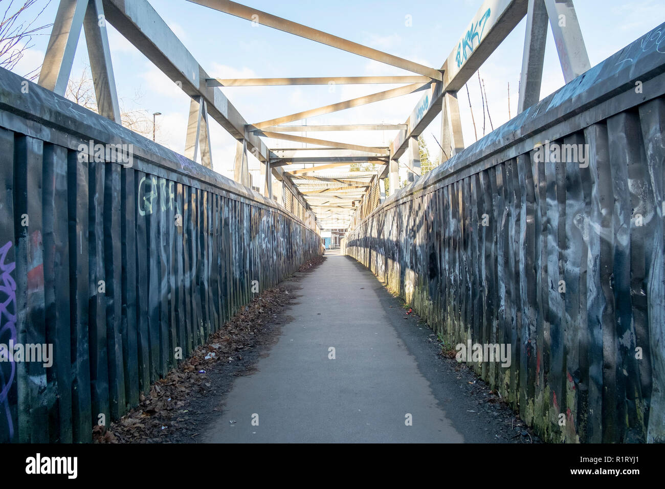 Railway footbridge in Heaton Newcastle upon Tyne with urban decay and  graffiti Stock Photo - Alamy