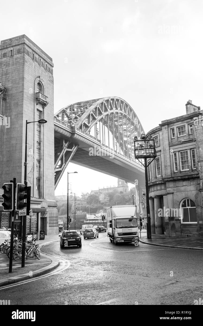 Newcastle upon Tyne/England - 10/10/2018: Tyne Bridge on a foggy winter morning in black and white Stock Photo