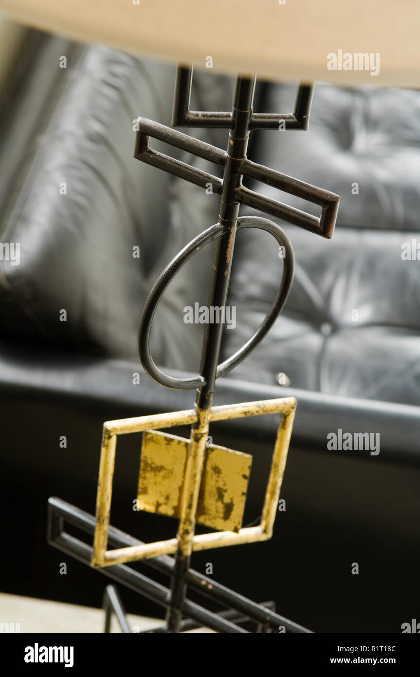 Lamp stand hires stock photography and images Alamy