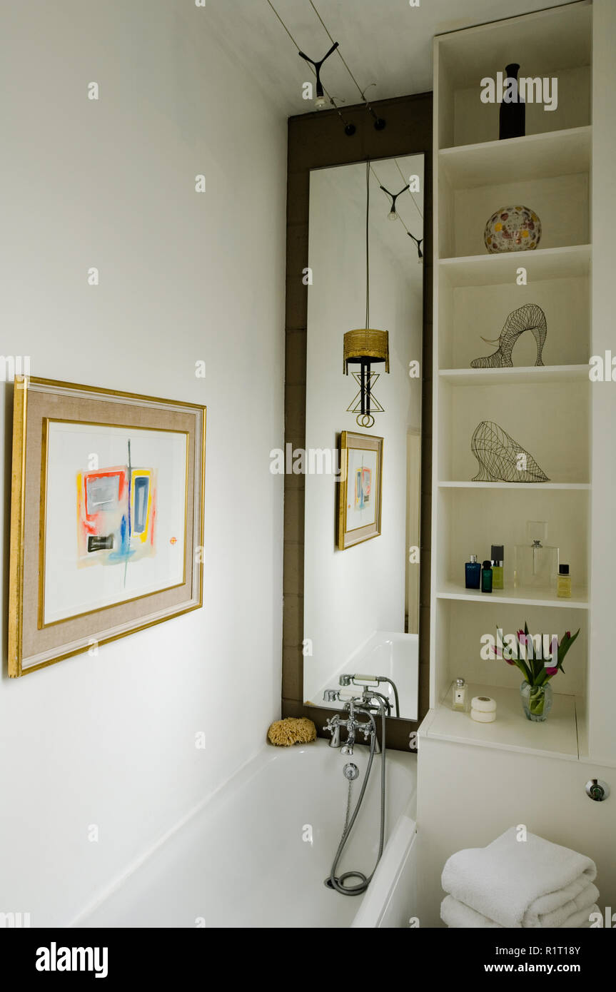 Modern art in bathroom Stock Photo - Alamy