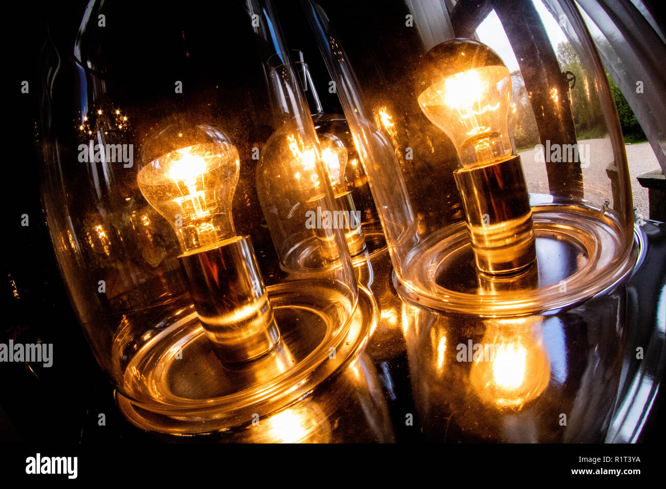 Old light bulbs hires stock photography and images Alamy