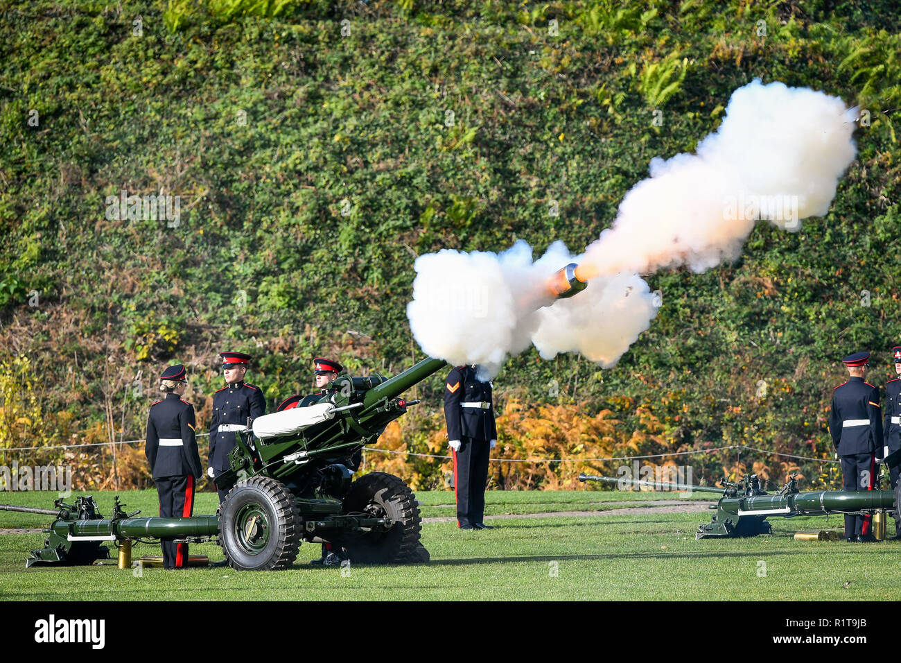 Army Reservists from 104 Regiment Royal Artillery fire a 21-gun salute at Cardiff Castle, to mark the Prince of Wales' 70th birthday. Stock Photo