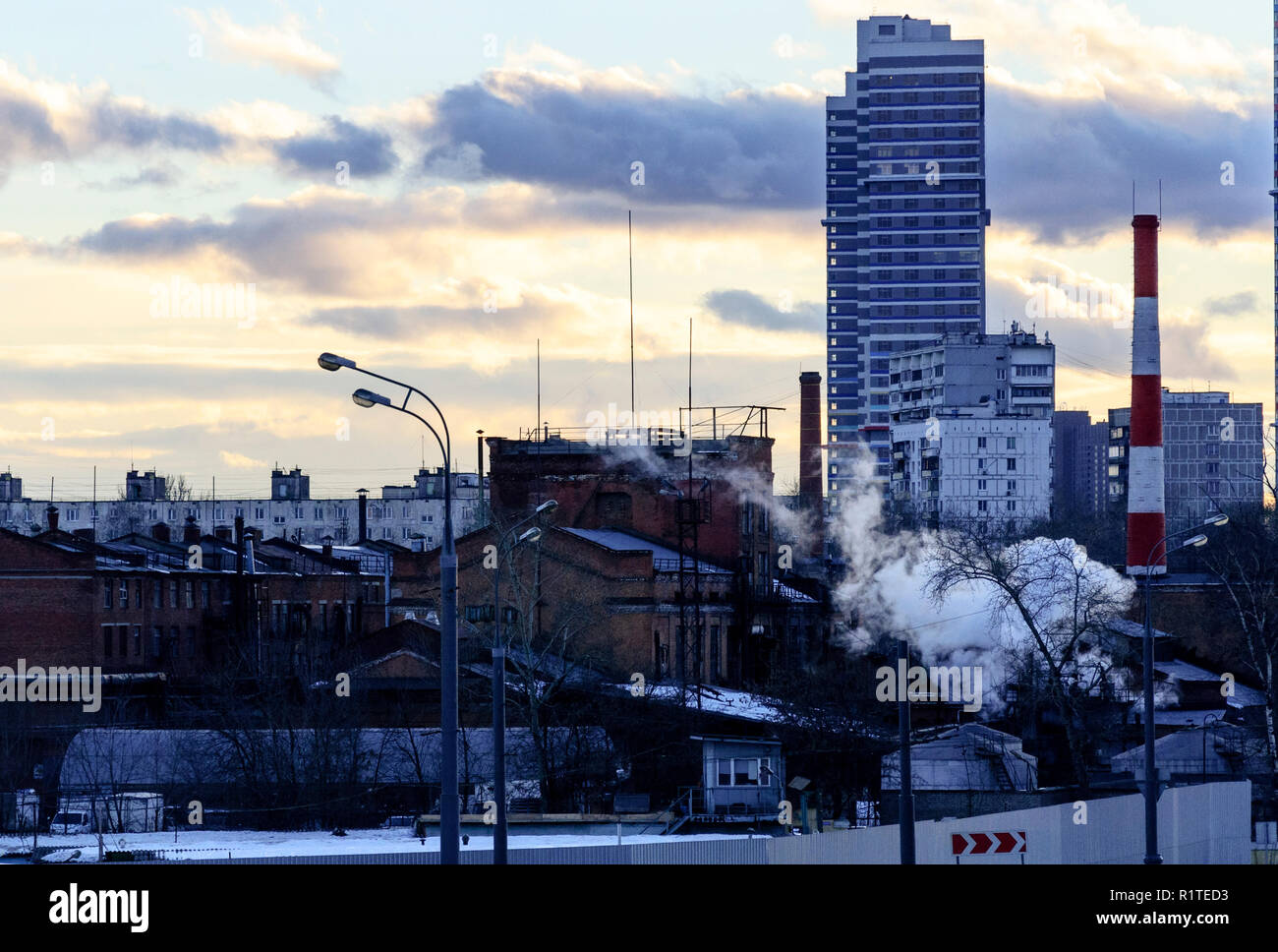 Urban winter landscape hi-res stock photography and images - Alamy