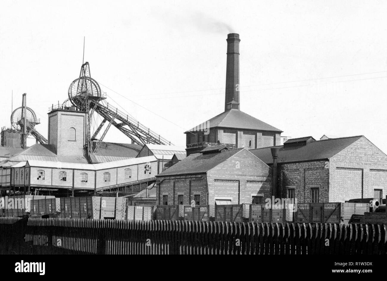 South Kirkby Colliery early 1900’s Stock Photo Alamy
