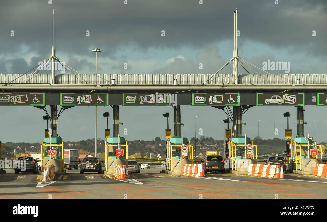 Toll booth severn bridge hires stock photography and images Alamy