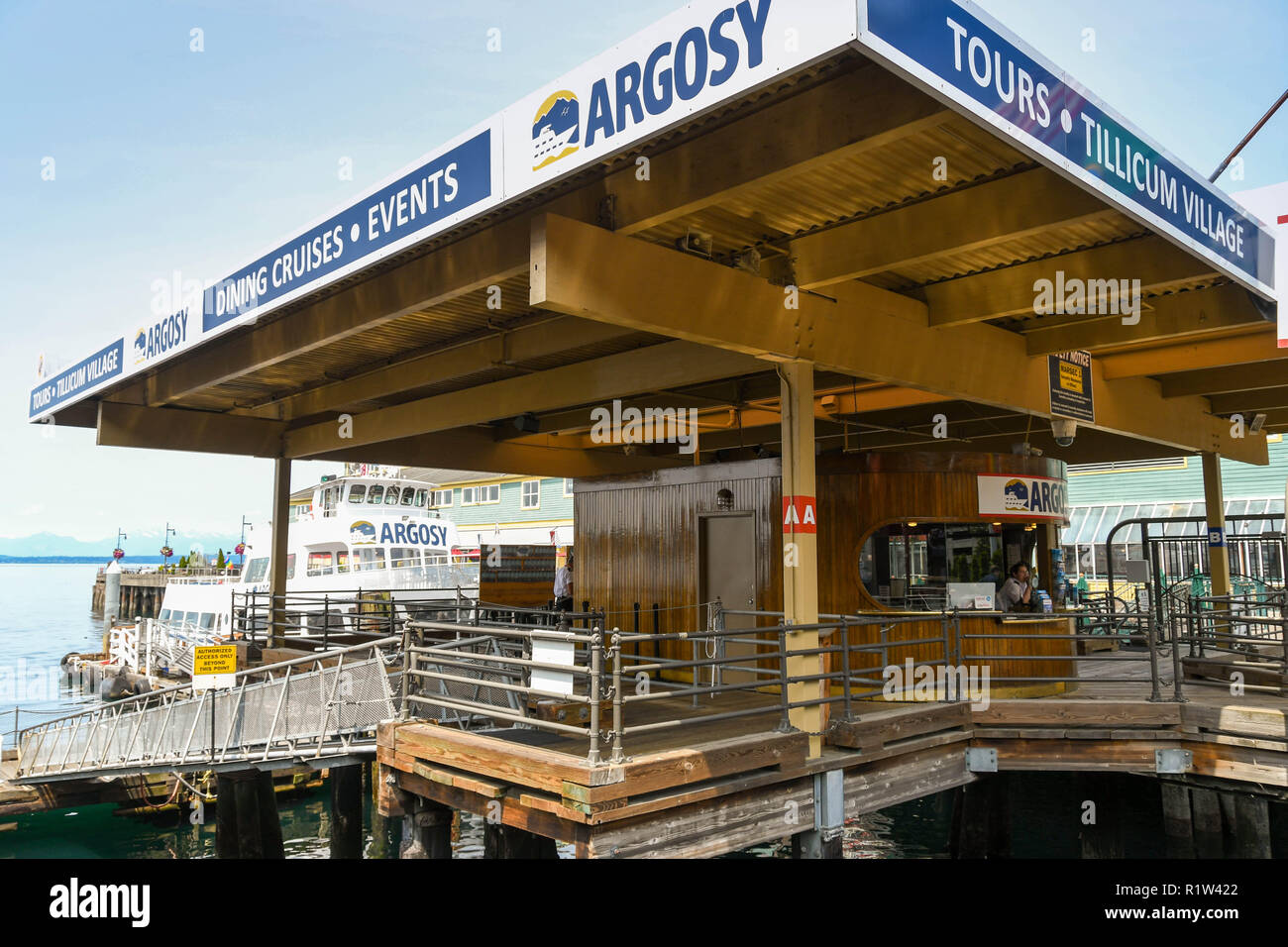 SEATTLE, WASHINGTON STATE, USA - JUNE 2018: Ticket office for the Argosy sightseeing cruise boat company in Seattle. Stock Photo