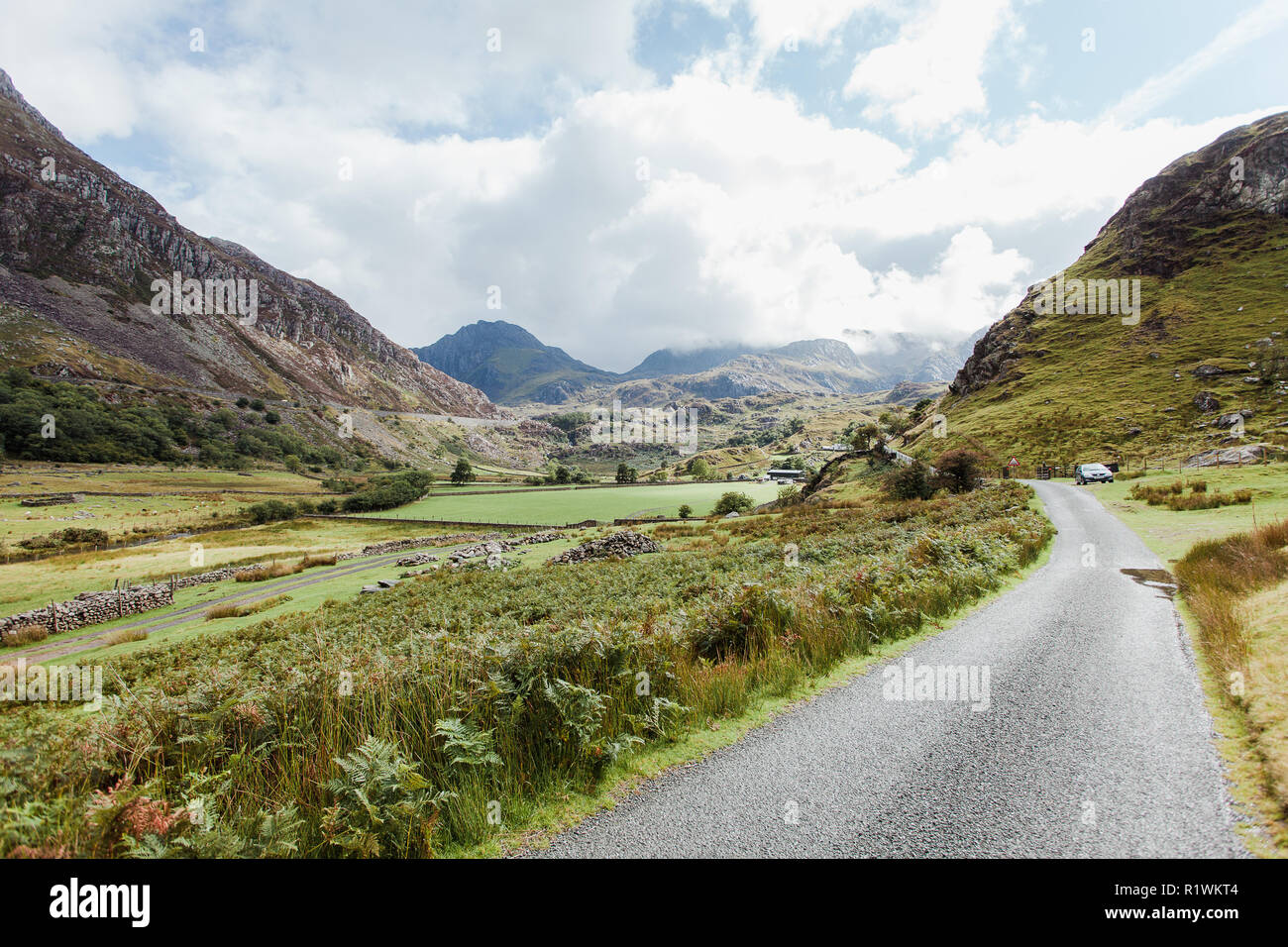 On the circular walk around Lake Ogwen, Llyn Ogwen, National Park