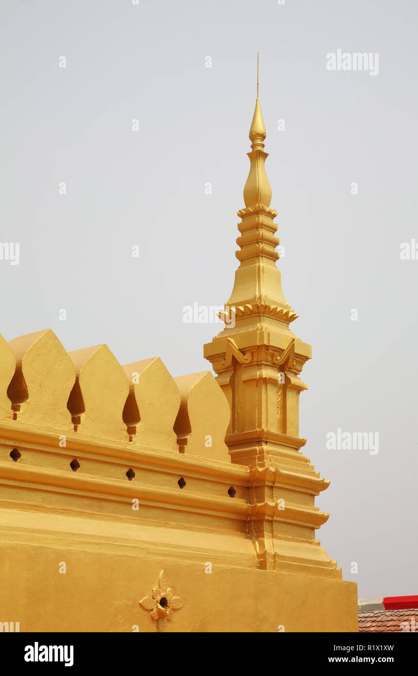 Pha That Luang temple in Vientiane. Laos Stock Photo Alamy