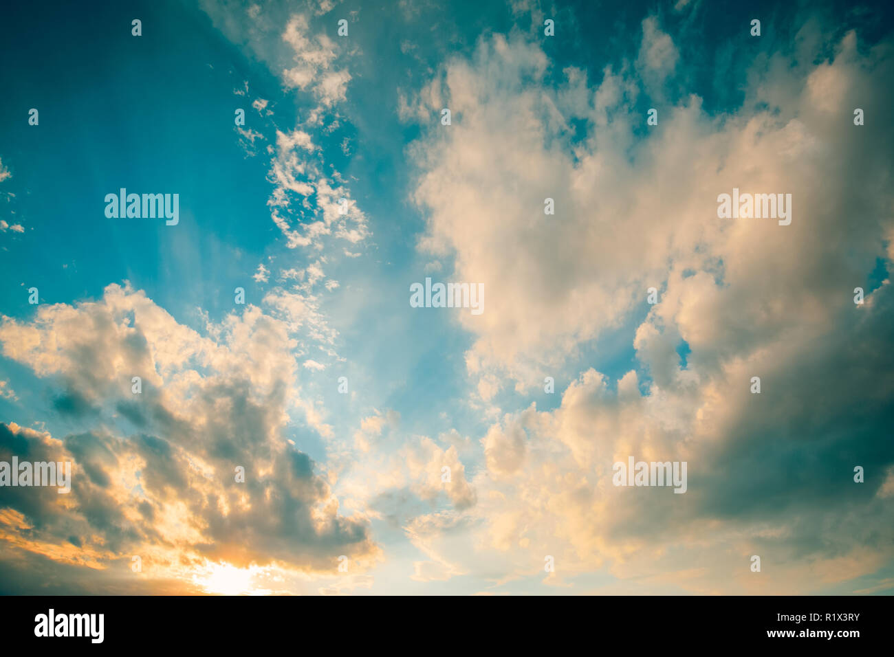 Climate and weather hi-res stock photography and images - Alamy
