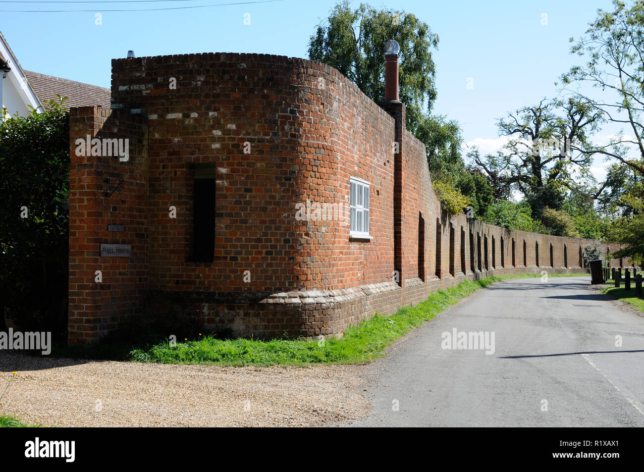 Wall House , Little Berkhamsted, Hertfordshire Stock Photo Alamy