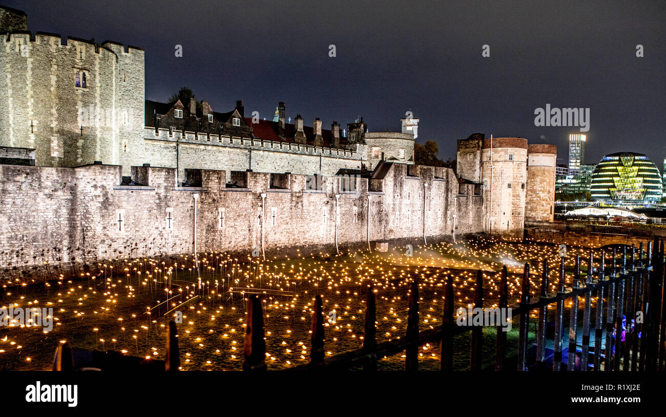 Beyond The Deepening Shadow World War One memorial at the Tower Of London UK Stock Photo