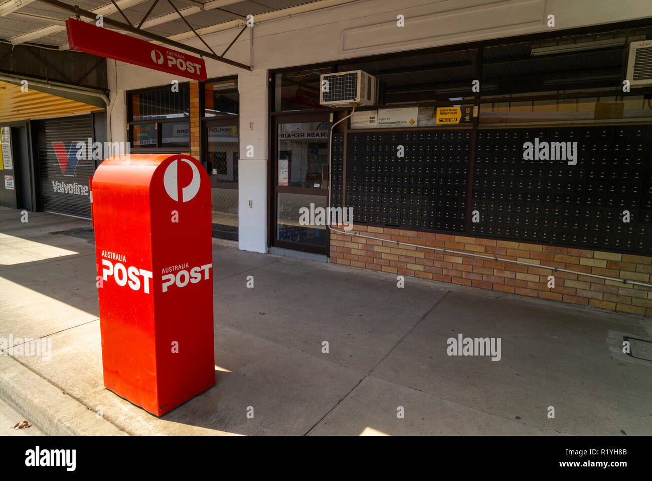 Australian post red post box hires stock photography and images Alamy