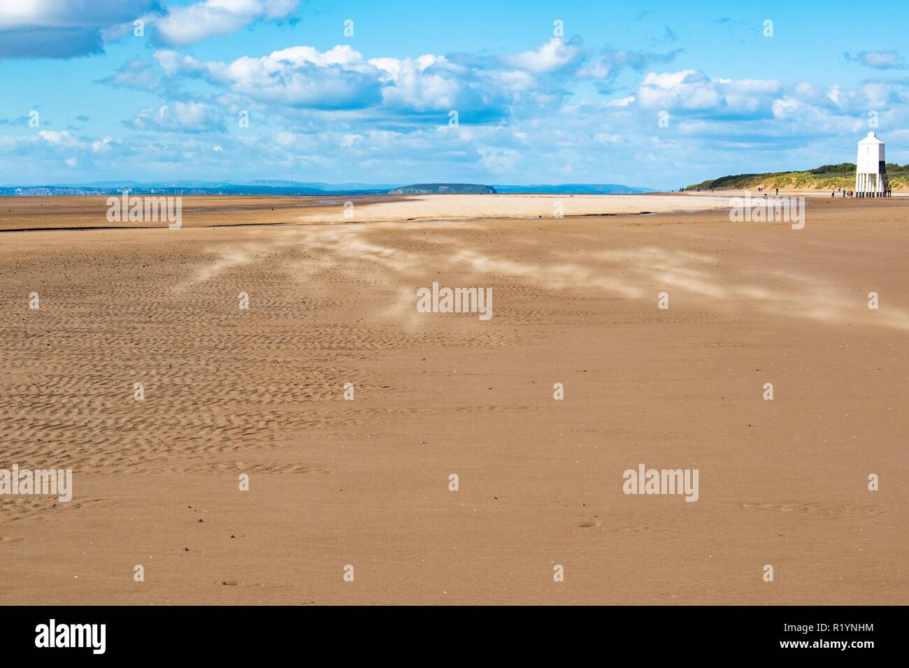 Prints in the sand on a beach Stock Photo - Alamy
