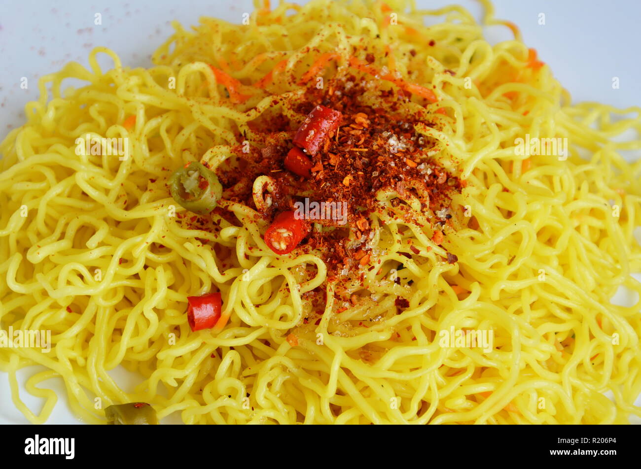 seasoning dressing on Chinese egg noodle Stock Photo Alamy