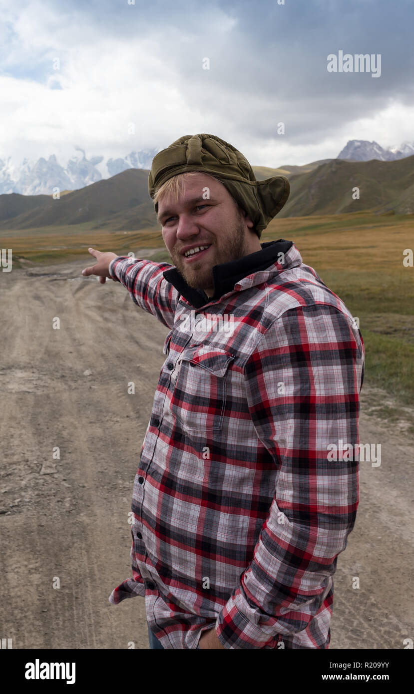 Outdoor portrait smiling young man hi-res stock photography and images ...