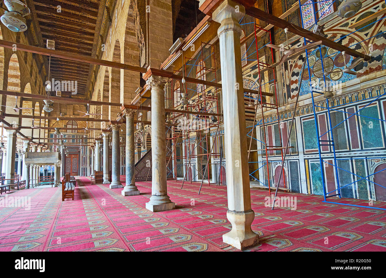 CAIRO, EGYPT - DECEMBER 21, 2017:  Interior of the medieval mosque, built by Mamluk Sultan Al-Muayyad, it's famous for the intricate decorations of in Stock Photo