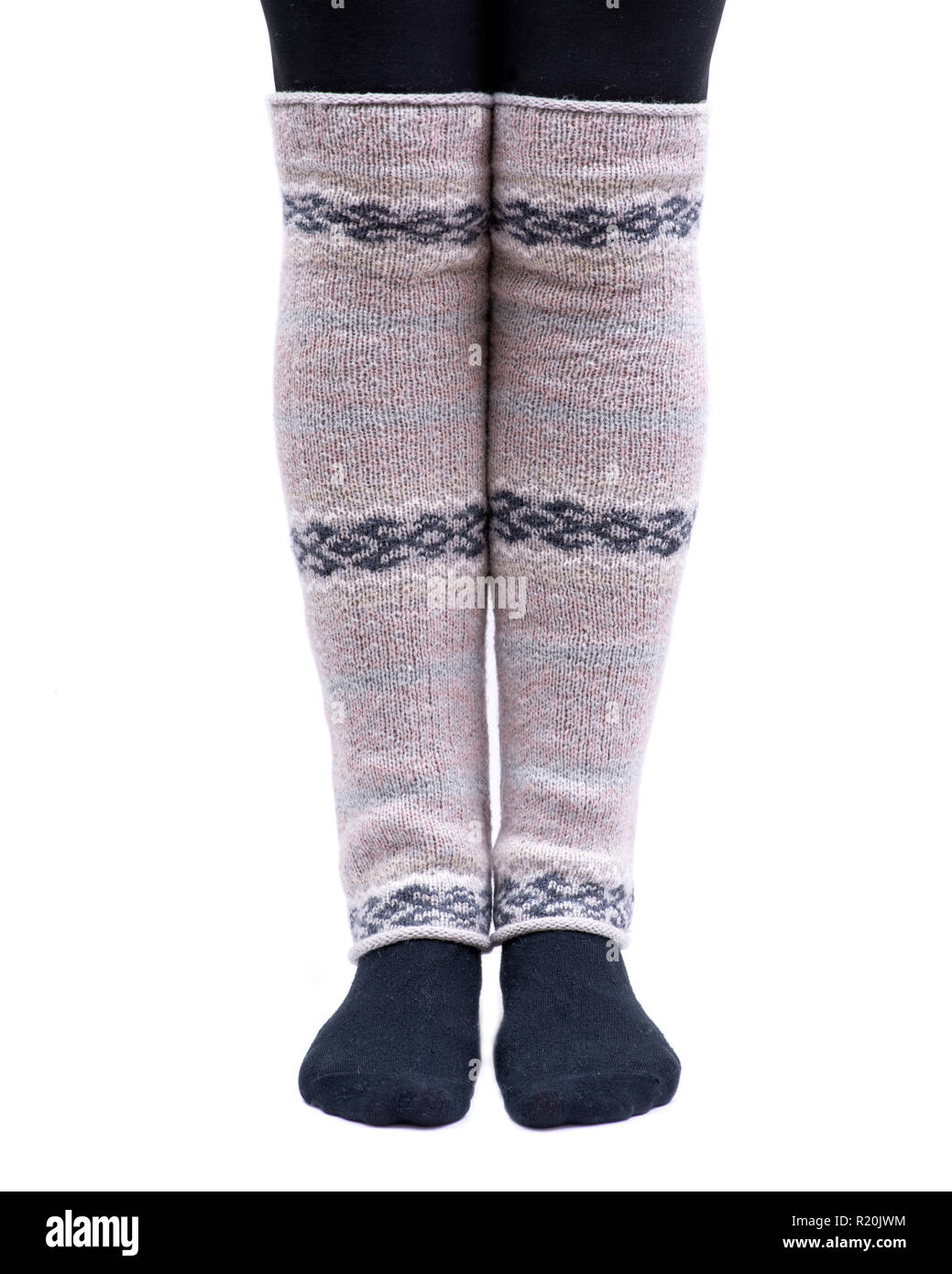 2019 year for women- Wear to what with white leg warmers 2019 year lifestyle- Wear to what with white leg warmers
