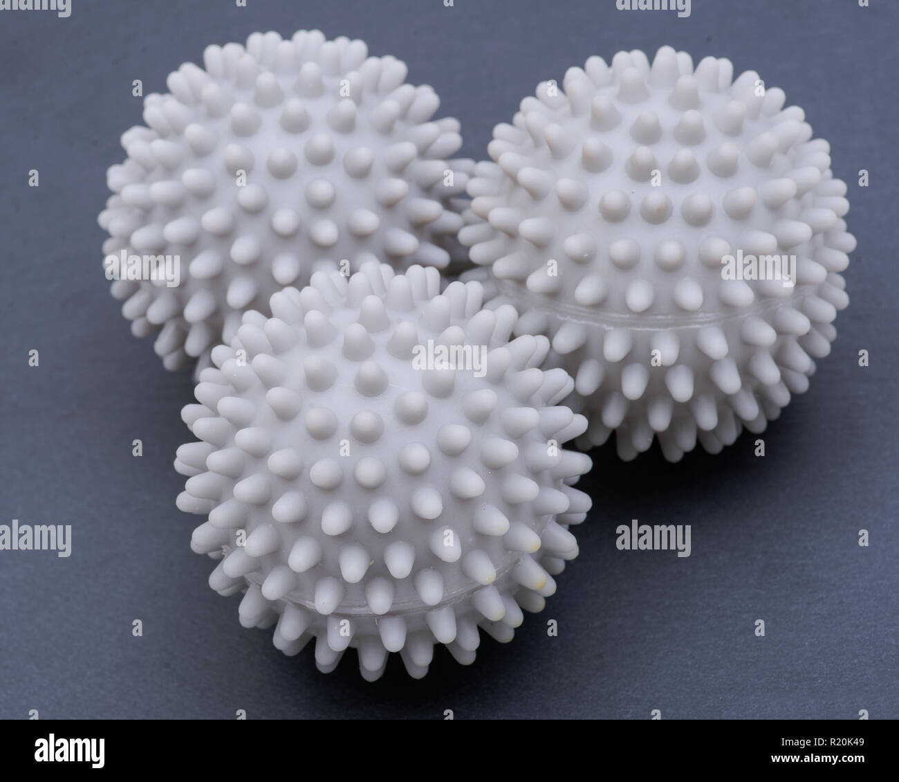 Laundry Dryer Balls A Natural and Better Alternative to Fabric Softener. Reduce Drying Time and