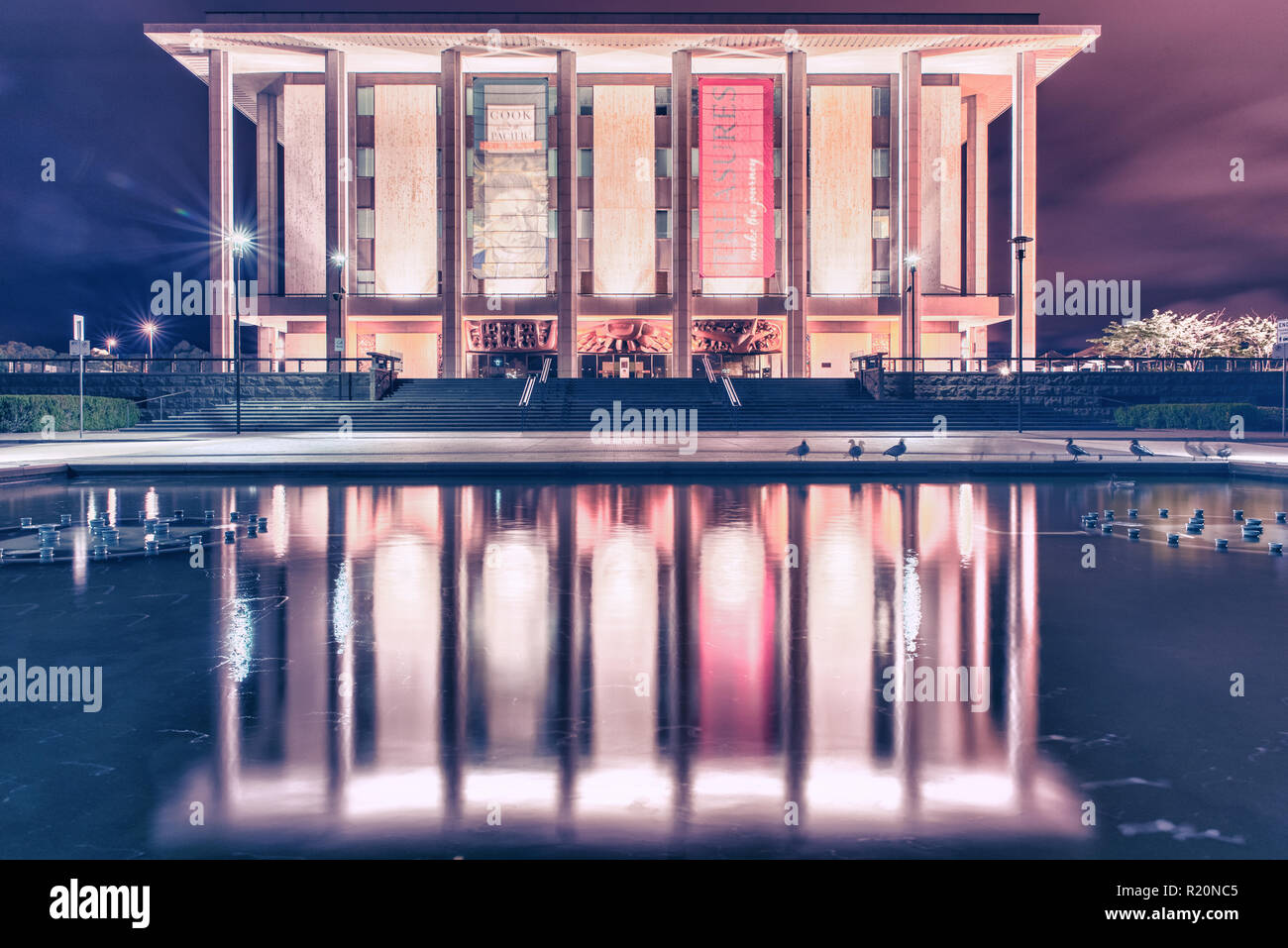 Frontal view of the National Library of Australia Stock Photo - Alamy