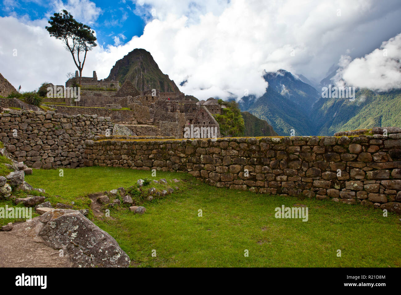 Matsu pitsu hires stock photography and images Alamy