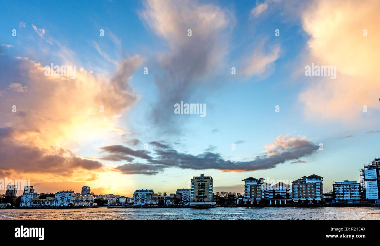 The riverside at greenwich hi-res stock photography and images - Alamy