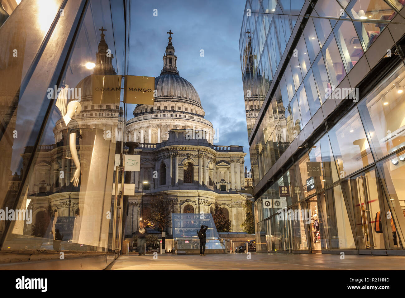 England ,London, Saint Pauls Cathedral fom One New Change  High-end Shopping complex at night Stock Photo