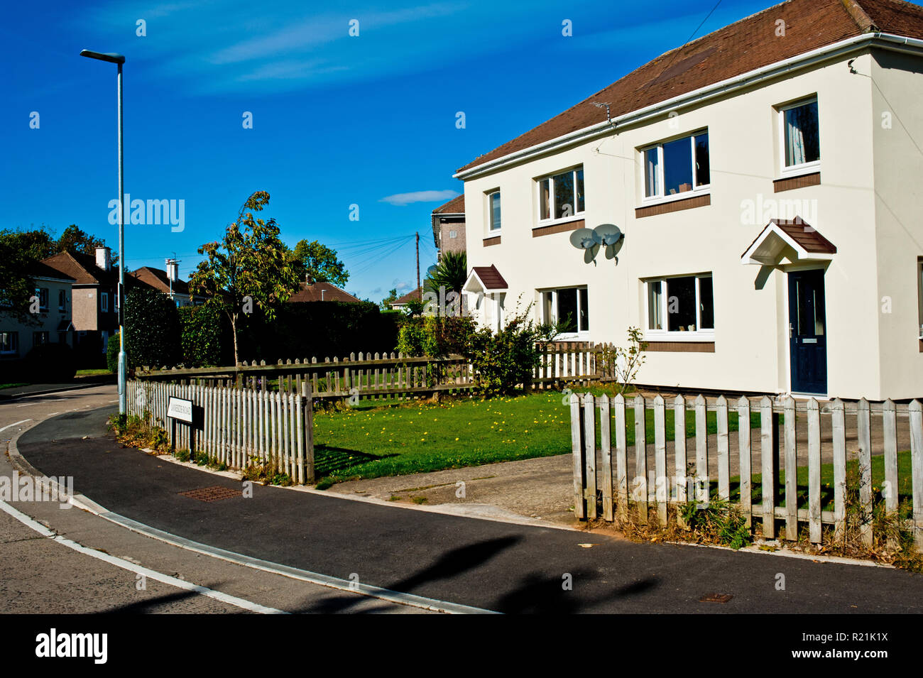 Greensbeck road home of hollywood producer ridley scott in hires stock