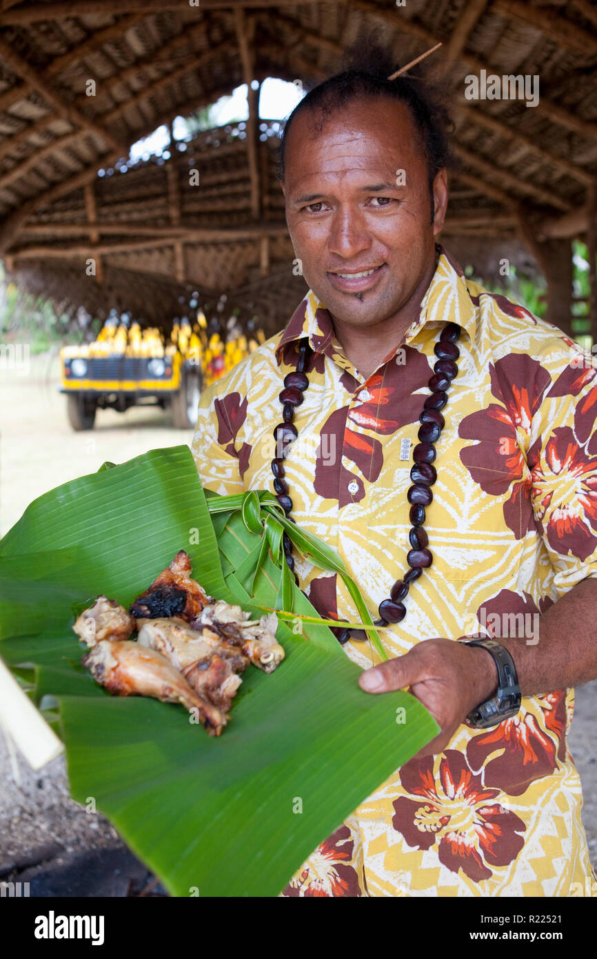 https://c8.alamy.com/comp/R22521/freshly-cooked-meat-from-an-umu-a-traditional-ground-oven-aitutaki-cook-islands-R22521.jpg