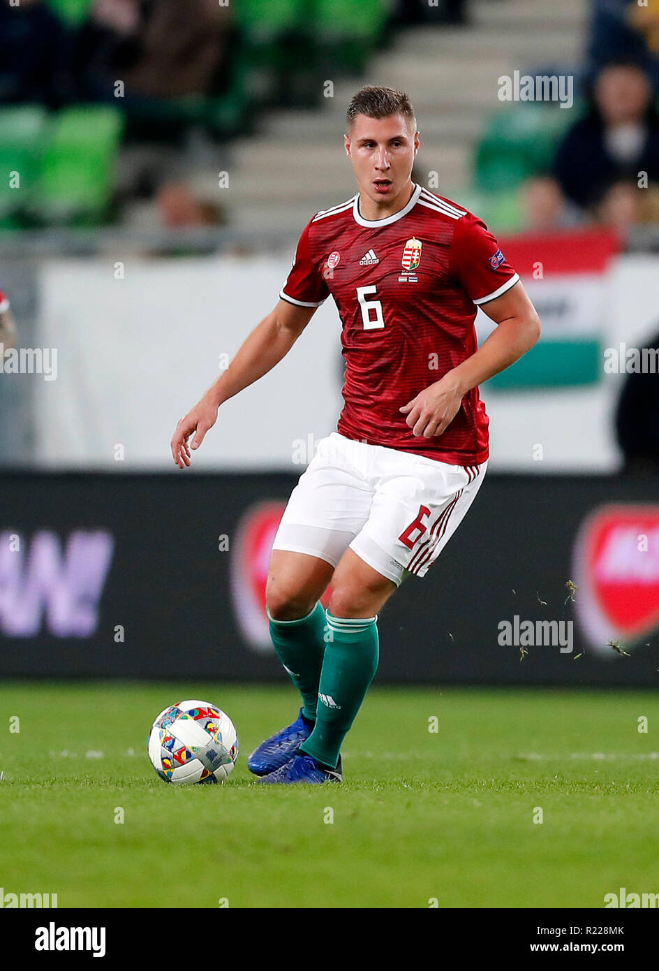 Budapest, Hungary. 15th November, 2018. Willi Orban of Hungary controls the ball during the UEFA Nations League group stage match between Hungary and Estonia at Groupama Arena on November 15, 2018 in Budapest, Hungary. Credit: Laszlo Szirtesi/Alamy Live News Stock Photo