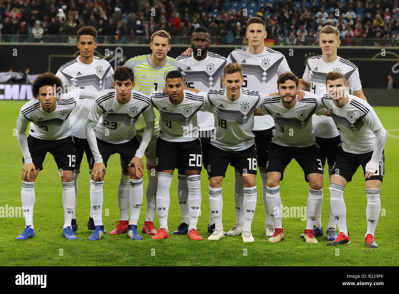 Neuer Kai High Resolution Stock Photography And Images Alamy