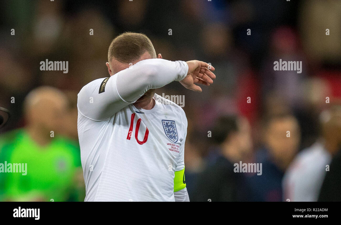 London, UK. 15th November, 2018. Wayne Rooney (D.C. United) of England at full time during the International friendly match between England and USA at Wembley Stadium, London, England on 15 November 2018. Photo by Andy Rowland. . (Photograph May Only Be Used For Newspaper And/Or Magazine Editorial Purposes. www.football-dataco.com) Credit: Andrew Rowland/Alamy Live News Stock Photo