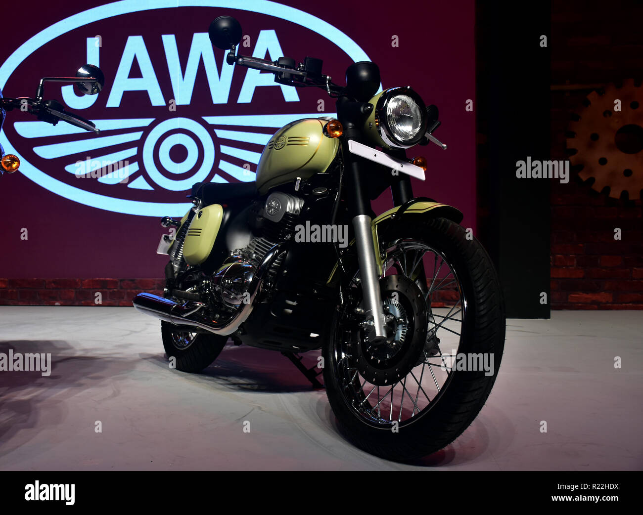 Mumbai India 15th Nov 2018 New Jawa Bike Models Seen On