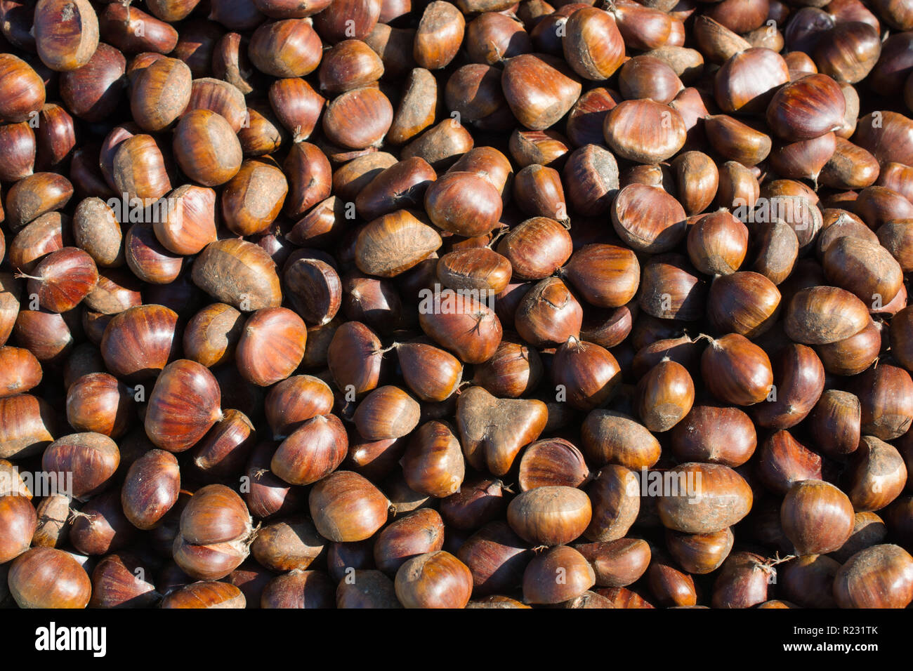Shelled chestnuts hi-res stock photography and images - Alamy