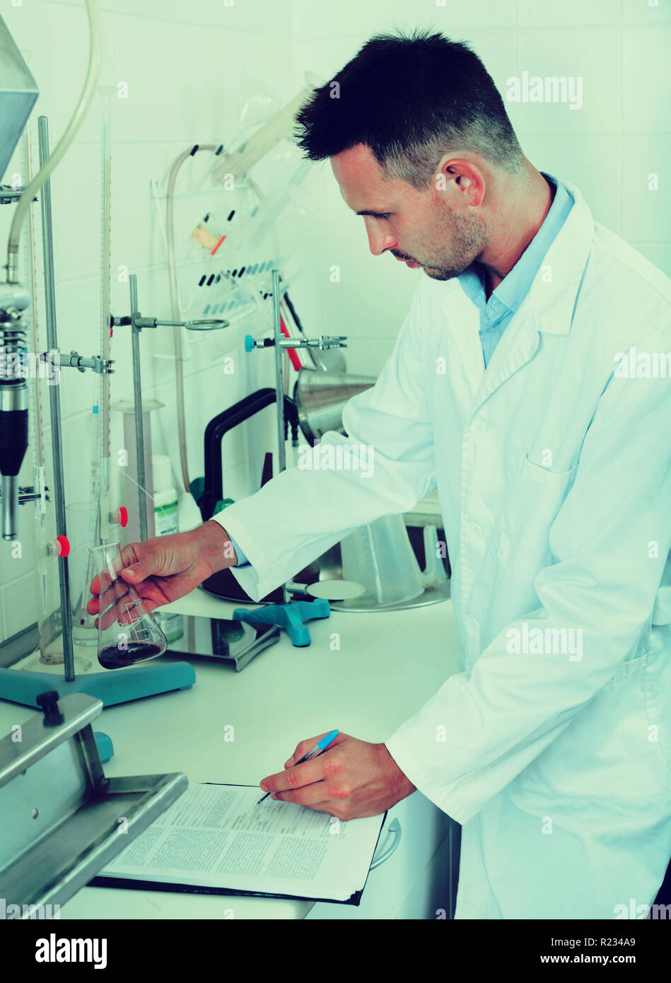 Wine tests in wine lab hires stock photography and images Alamy