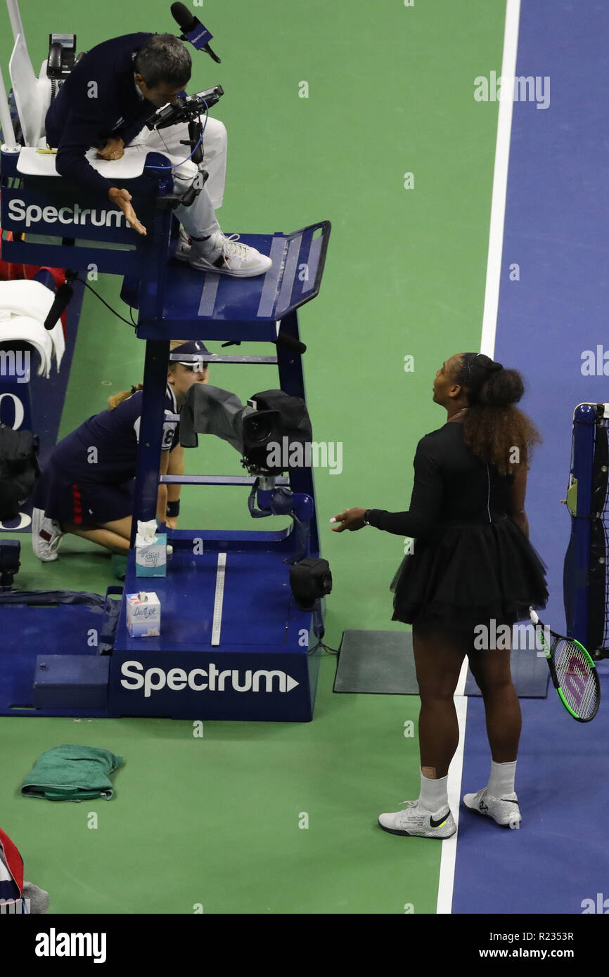 23-time Grand Slam champion Serena Williams argues with chair umpire Carlos Ramos during her 2018 US Open final match at National Tennis Center Stock Photo