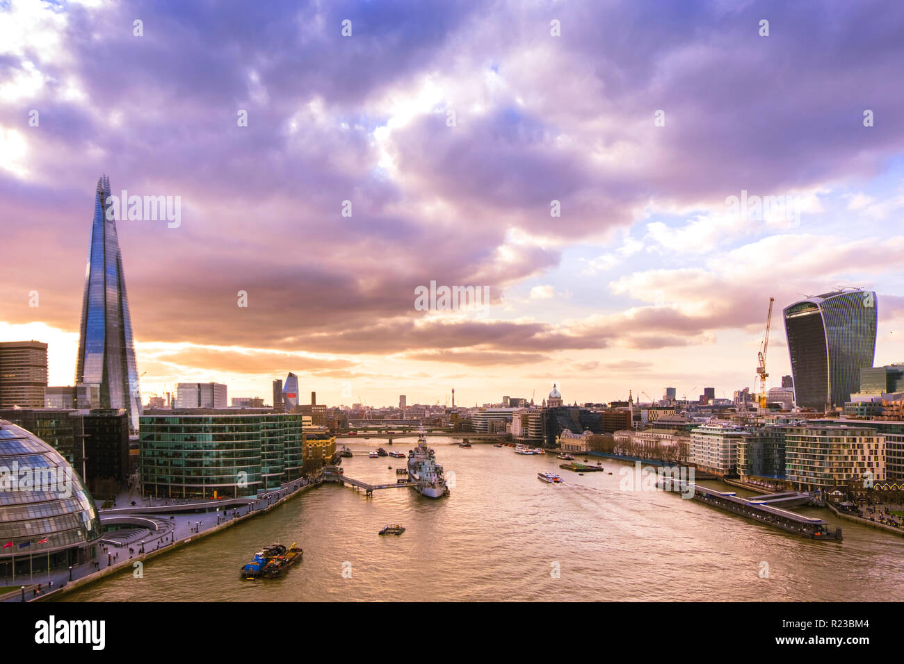 Panoramic view of London skyline. Cityscape with modern buildings and ...