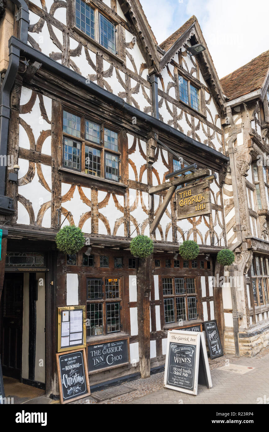 The Garrick Inn historical pub in timber-framed building in Stratford-upon-Avon, Warwickshire Stock Photo